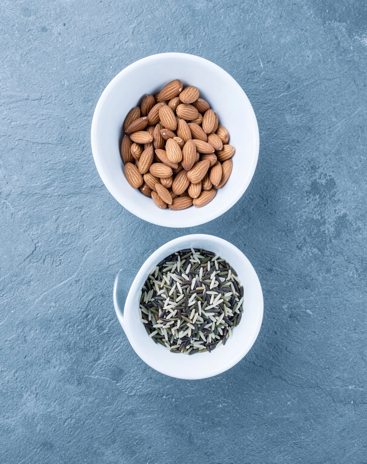 Minimalist nutritional environment